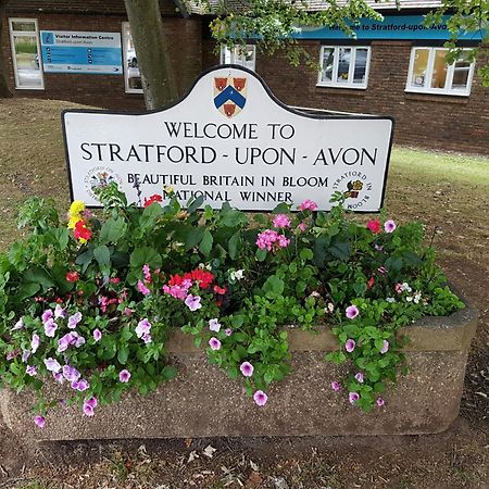 Stratford Upon Avon: 2 Bed Town Centre Apartment, Parking For One Car Esterno foto