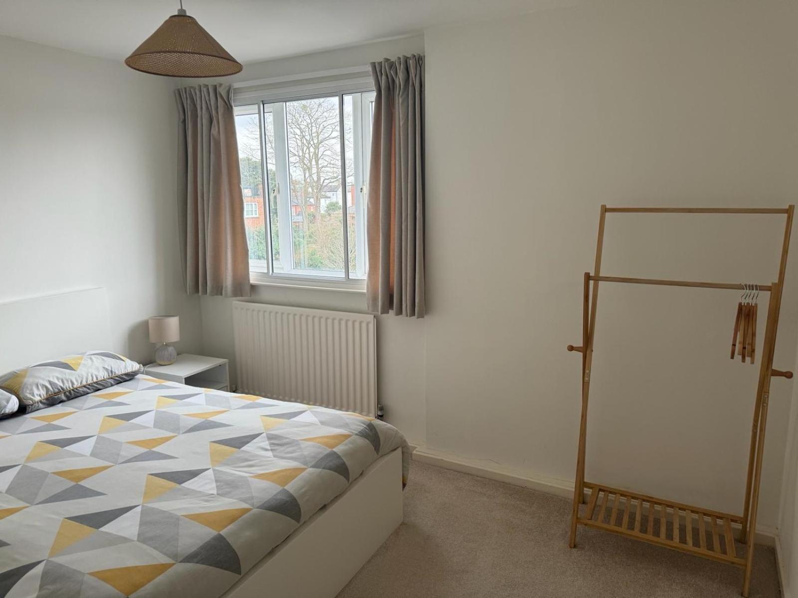 Stratford Upon Avon: 2 Bed Town Centre Apartment, Parking For One Car Esterno foto